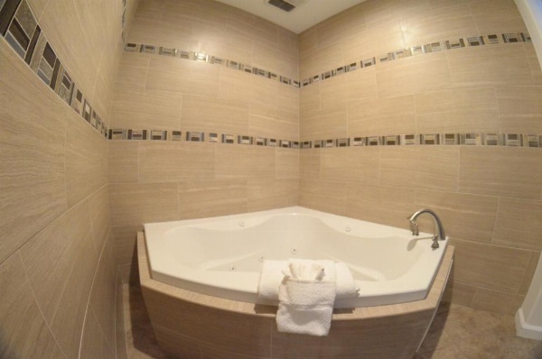 Sunset Motel image 77