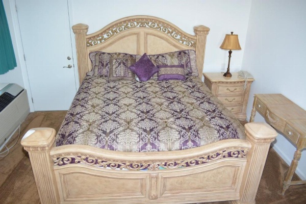 Sunset Motel image 79