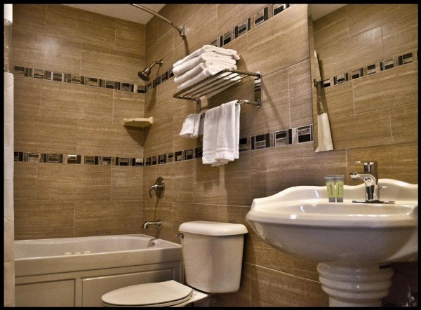 Sunset Motel image 86